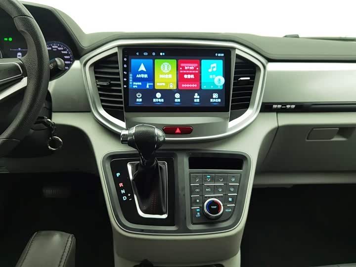 JAC Refine M4 2022 2022款 2.0TGDI 自动商旅版