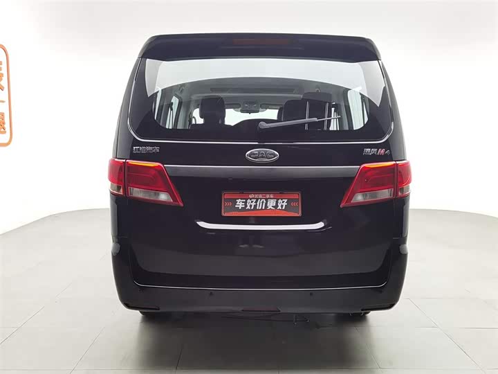 JAC Refine M4 2022 2022款 2.0TGDI 自动商旅版
