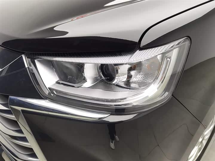 JAC Refine M4 2022 2022款 2.0TGDI 自动商旅版