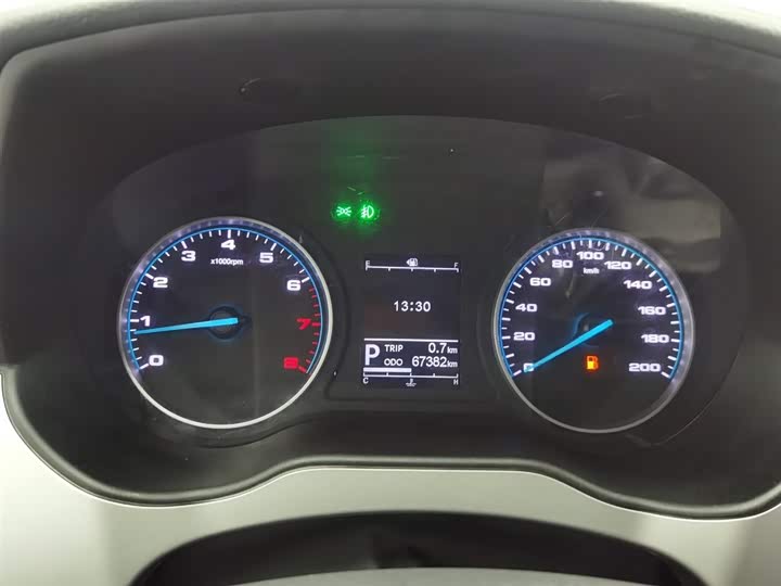 JAC Refine M4 2022 2022款 2.0TGDI 自动商旅版