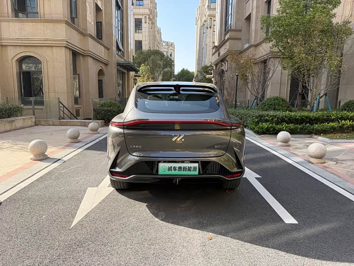 IM motors LS7 2023 2023款 77kWh Urban Fit后驱版