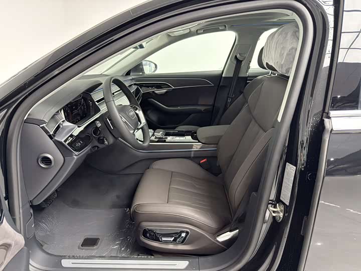 Audi A8 2025 2025款 A8L 45 TFSI quattro 豪华型