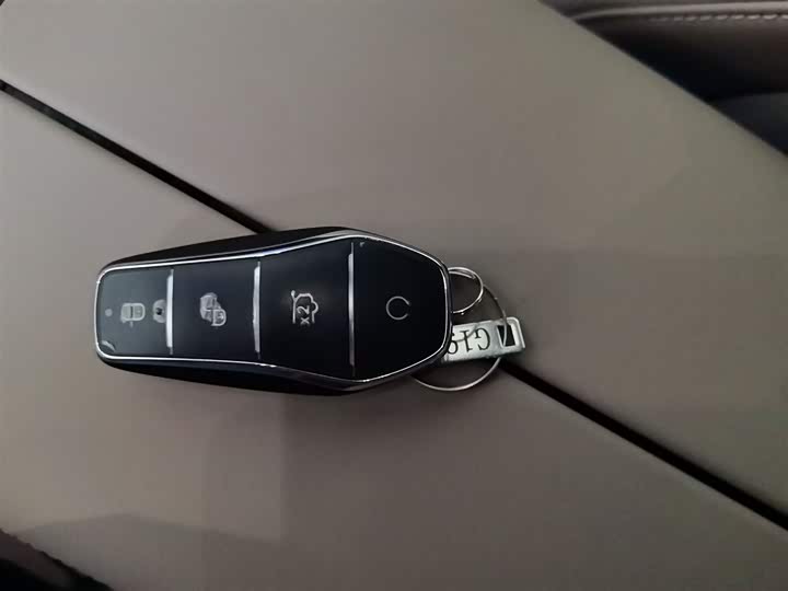 BYD Han 2025 2025款 EV 智驾版 701KM激光雷达旗舰型