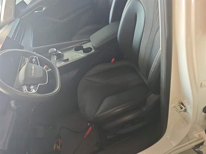 Roewe D5X DMH 2024 2024款 135科技版