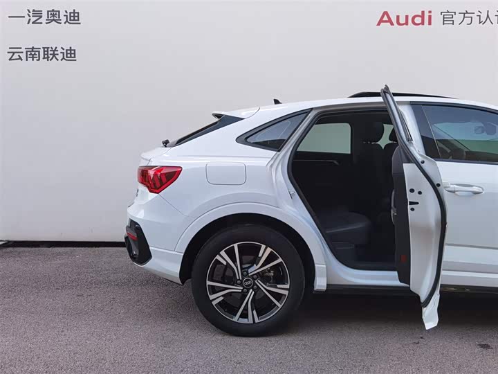 Audi Q3 Sportback 2022 2022款 40 TFSI 时尚型
