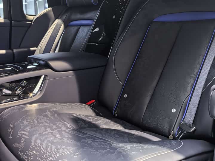 Rolls-Royce Cullinan 2024 2024款 Black Badge