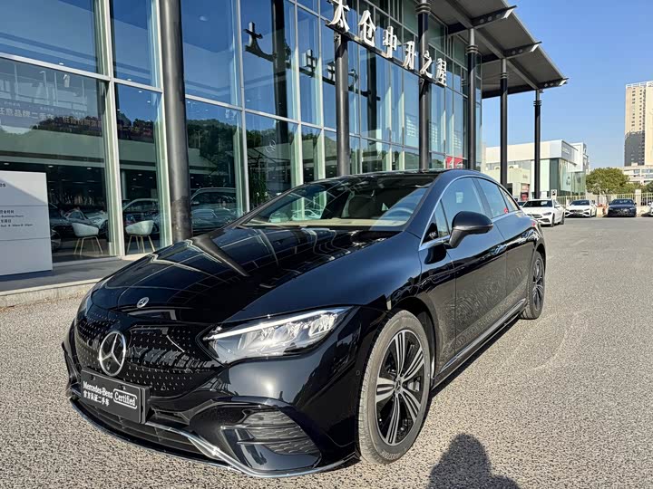 Mercedes-Benz EQE 2025 2025款 500 4MATIC 豪华版