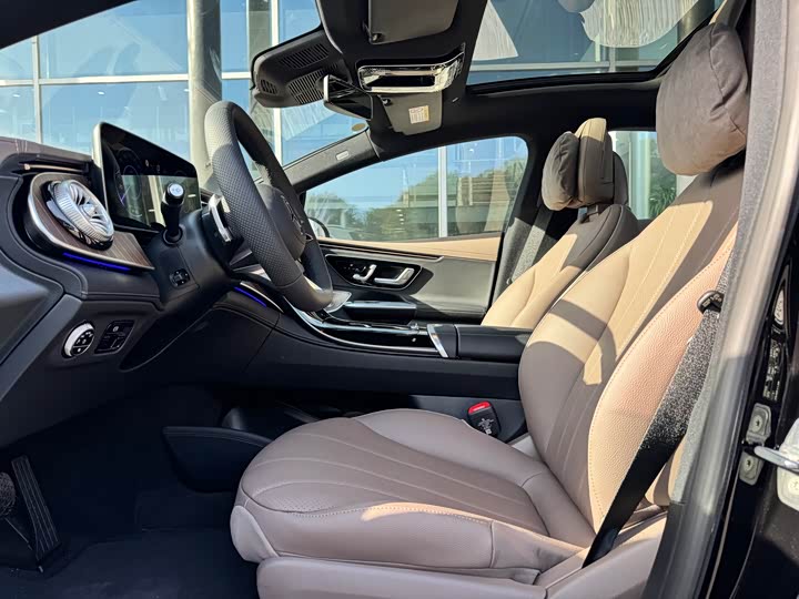 Mercedes-Benz EQE 2025 2025款 500 4MATIC 豪华版