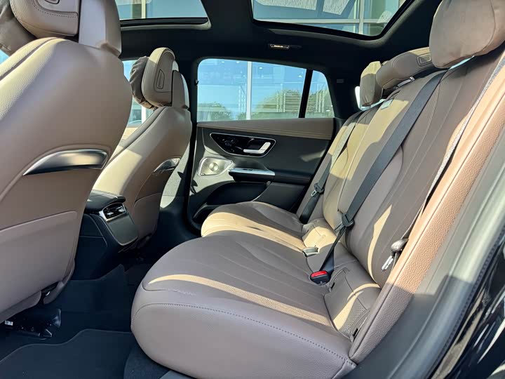 Mercedes-Benz EQE 2025 2025款 500 4MATIC 豪华版