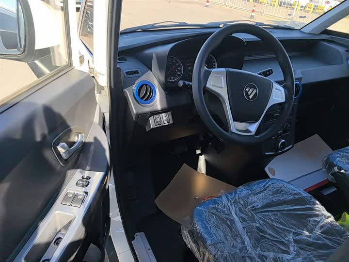 Foton Smart Smurf E7 2024 2024款 改款 纯电动厢式运输车 平顶2座 亿纬锂能41.86kWh