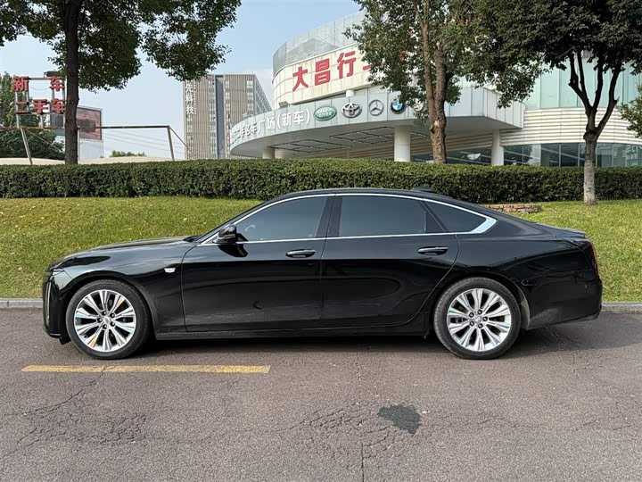 Cadillac CT6 2023 2023款 28T 铂金型