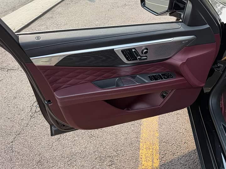 Cadillac CT6 2023 2023款 28T 铂金型