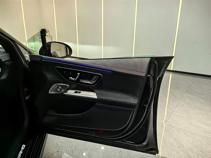 Mercedes-Benz EQE AMG 2023 2023款 AMG EQE 53 4MATIC+