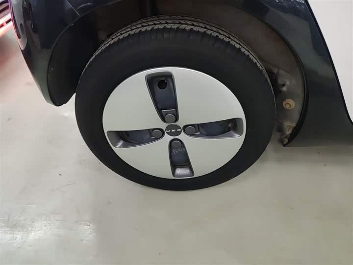 Ora Black Cat 2022 2022款 301km 基础型 三元锂