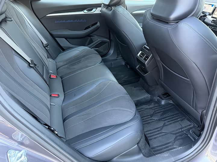 Geely Preface 2025 2025款 东方曜 2.0TD 望月版