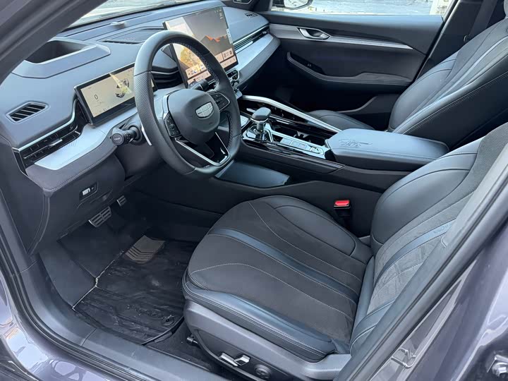 Geely Preface 2025 2025款 东方曜 2.0TD 望月版