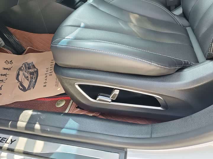 Geely Emgrand GT 2021 2021款 1.8T 领航版+