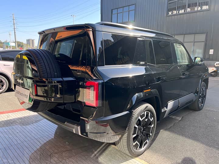 BYD FangChengBao Leopard 8 2025 2025款 智勇旗舰版 7座