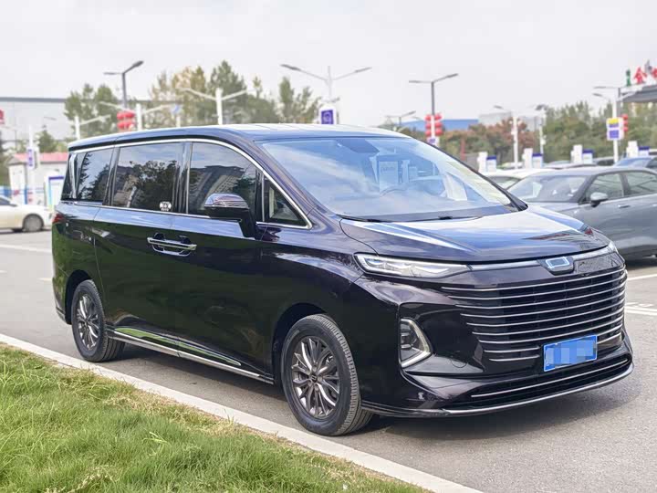 Bestune M9 2023 2023款 2.0T 尊享型70周年纪念版