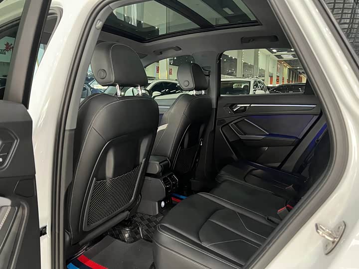 Audi Q3 2024 2024款 35 TFSI 时尚动感型