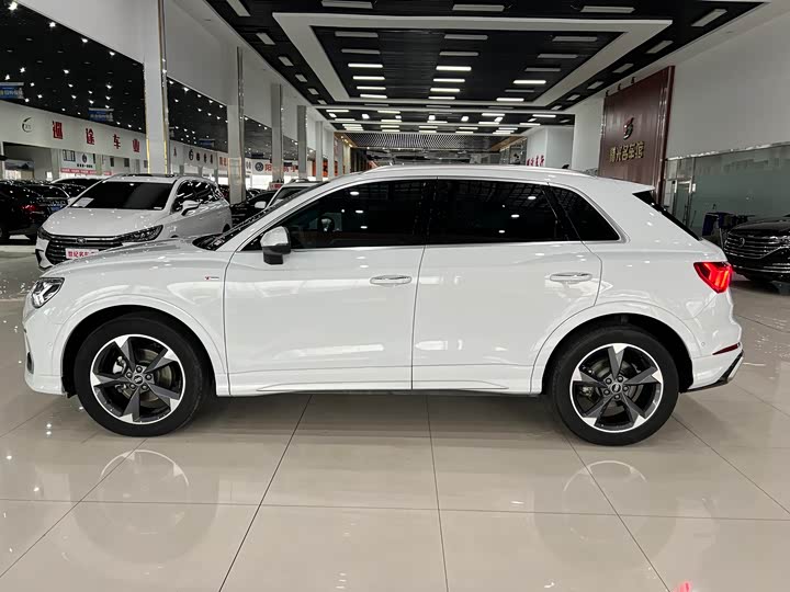Audi Q3 2024 2024款 35 TFSI 时尚动感型
