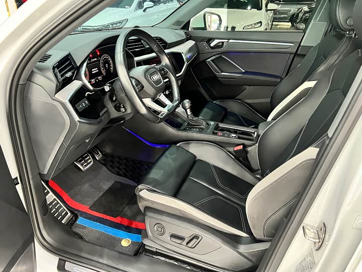 Audi Q3 2024 2024款 35 TFSI 时尚动感型