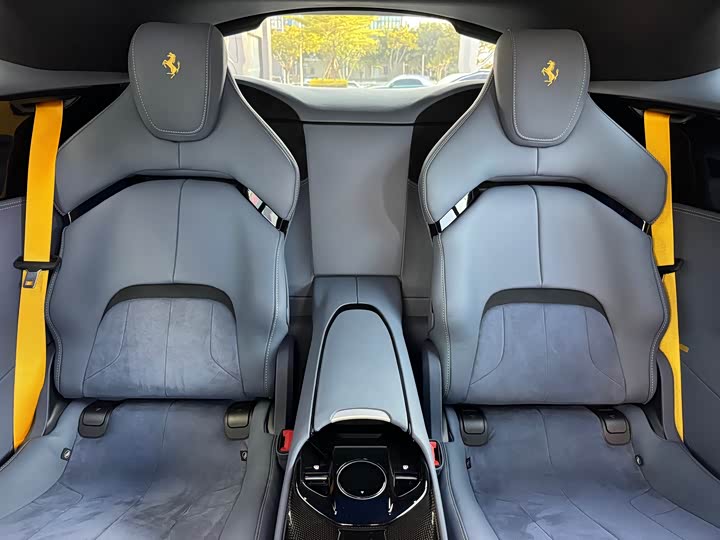 Ferrari Purosangue 2023 2023款 6.5L V12