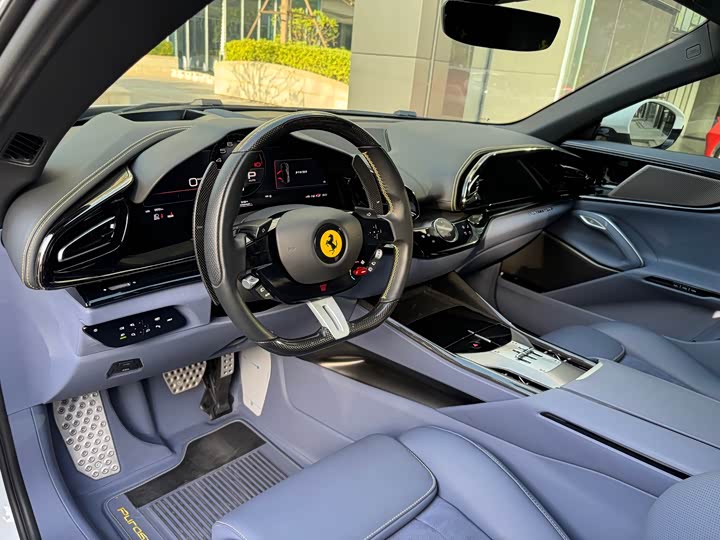 Ferrari Purosangue 2023 2023款 6.5L V12