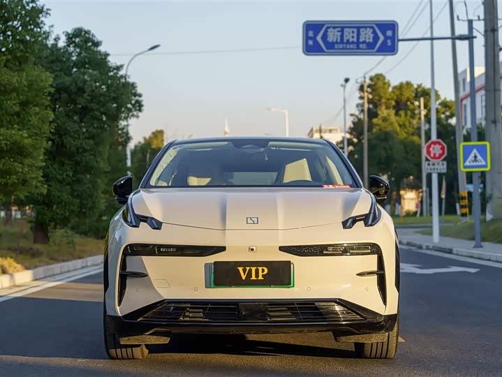 Zeekr X 2025 2025款 四座后驱魔方版