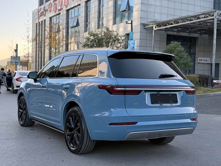 LiXiang One 2021 2021款 增程6座版