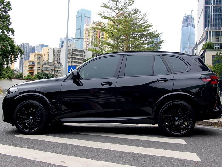 BMW X5 M 2023 2023款 X5 M 雷霆版