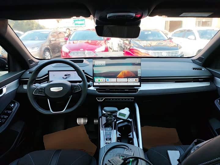 Geely Preface 2025 2025款 东方曜 2.0TD 望月版