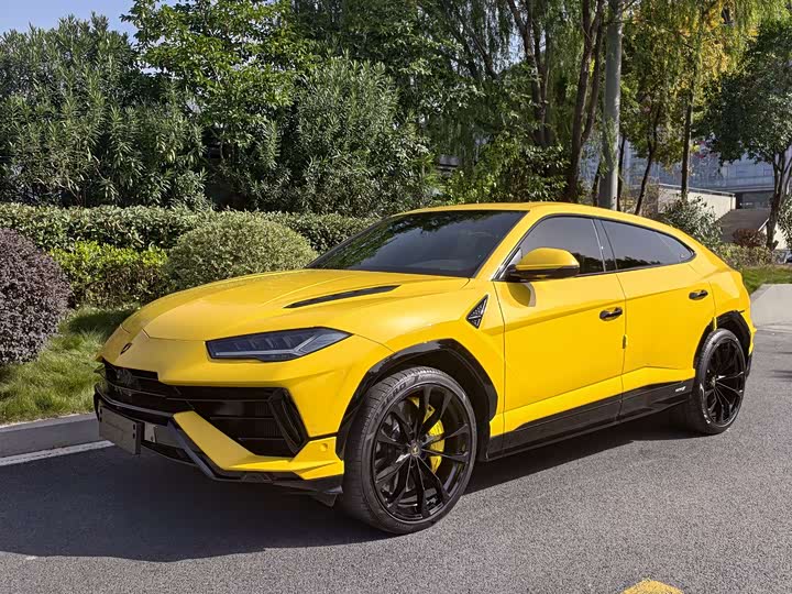 2023 Lamborghini Urus