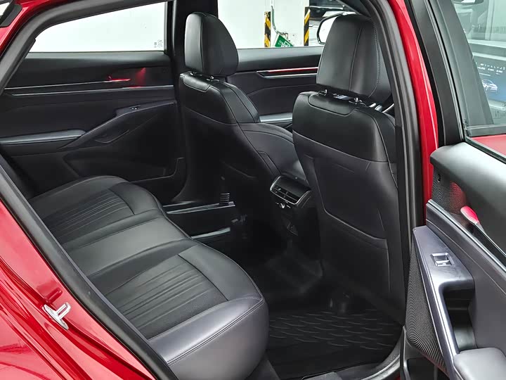 Ford Mondeo 2025 2025款 2.0T EcoBoost 至尊型