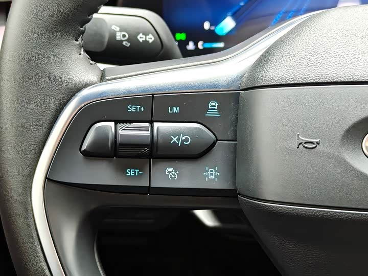 Ford Mondeo 2025 2025款 2.0T EcoBoost 至尊型