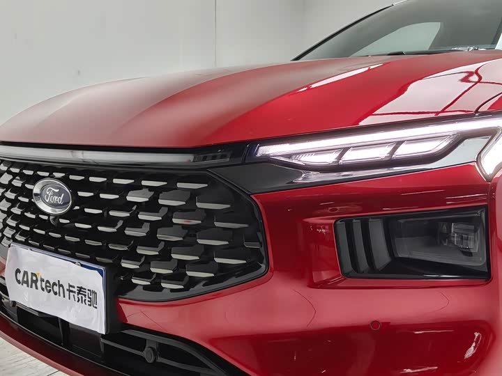 Ford Mondeo 2025 2025款 2.0T EcoBoost 至尊型