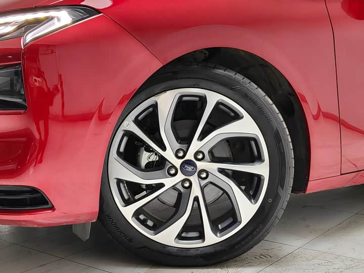 Ford Mondeo 2025 2025款 2.0T EcoBoost 至尊型