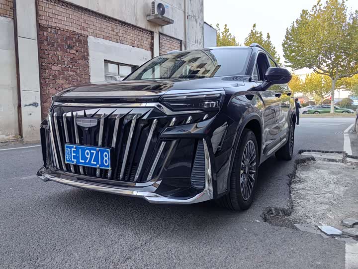 2025 Geely Okavango L