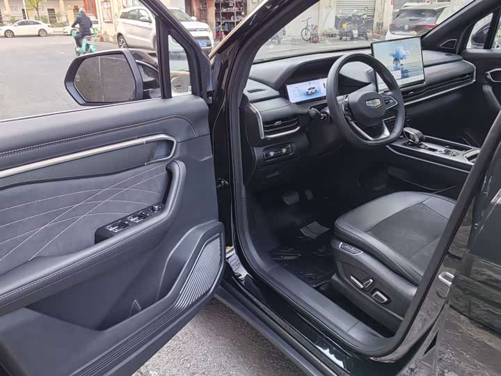 Geely Okavango L 2025 2025款 2.0T DCT尊享款