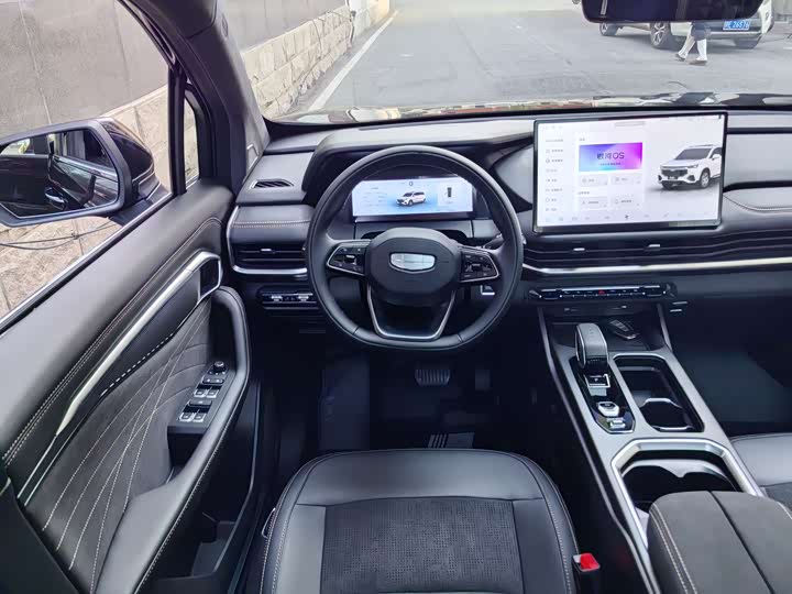 Geely Okavango L 2025 2025款 2.0T DCT尊享款