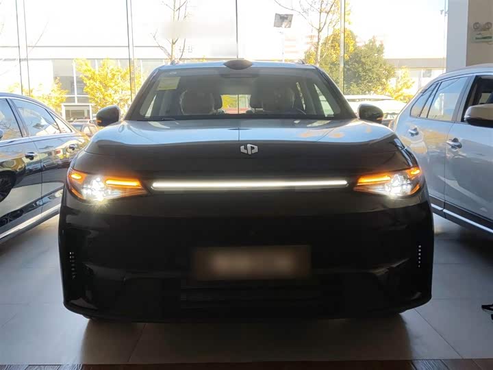 Leapmotor C16 2026 2026款 增程 280激光雷达智尊版 6座