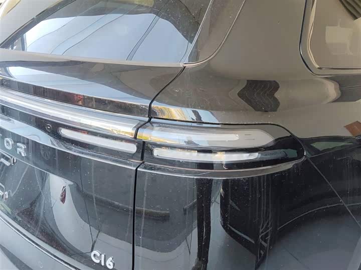 Leapmotor C16 2026 2026款 增程 280激光雷达智尊版 6座