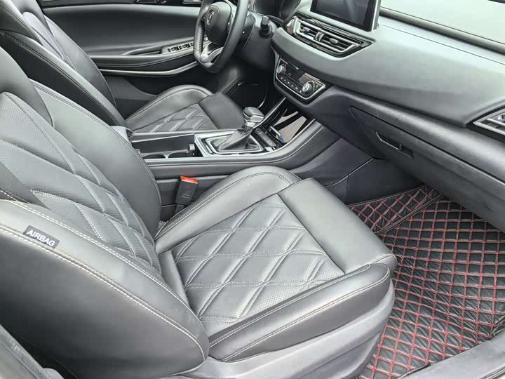 Changan Raeton CC 2022 2022款 蓝鲸版 1.5T DCT尊贵型