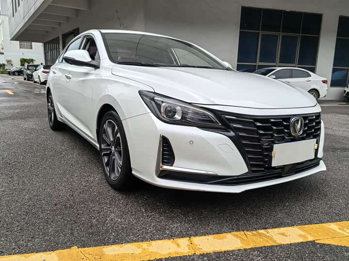 Changan Raeton CC 2022 2022款 蓝鲸版 1.5T DCT尊贵型