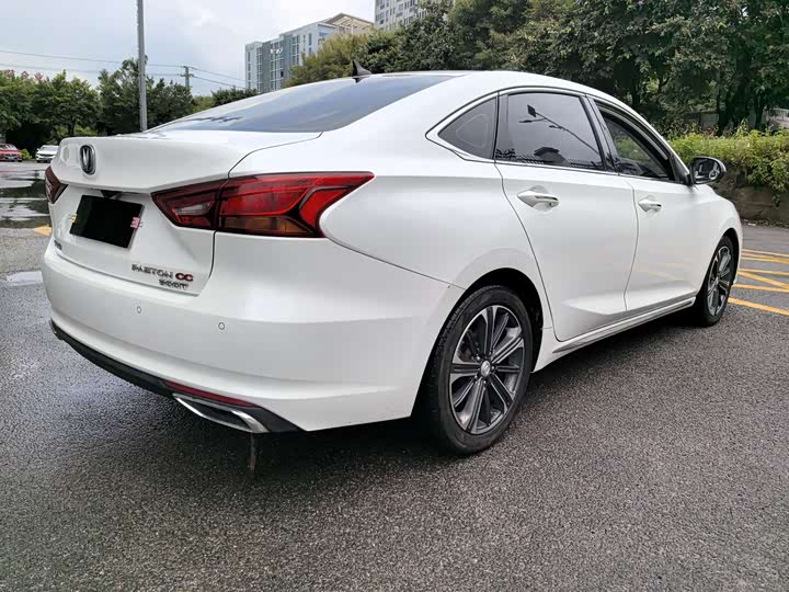 Changan Raeton CC 2022 2022款 蓝鲸版 1.5T DCT尊贵型