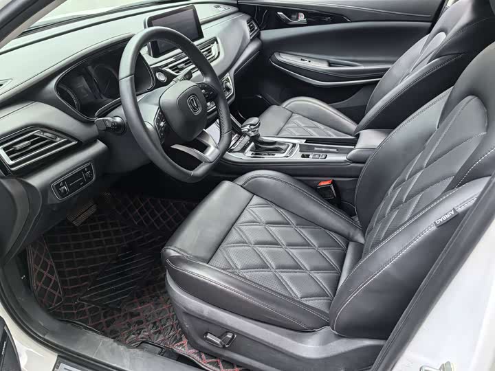 Changan Raeton CC 2022 2022款 蓝鲸版 1.5T DCT尊贵型