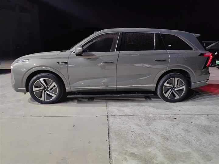 Wey Lanshan 2025 2025款 四驱智驾 Ultra