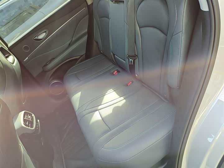 BYD Sea Lion 07 DM-i Hybrid 2025 2025款 150 领航+版