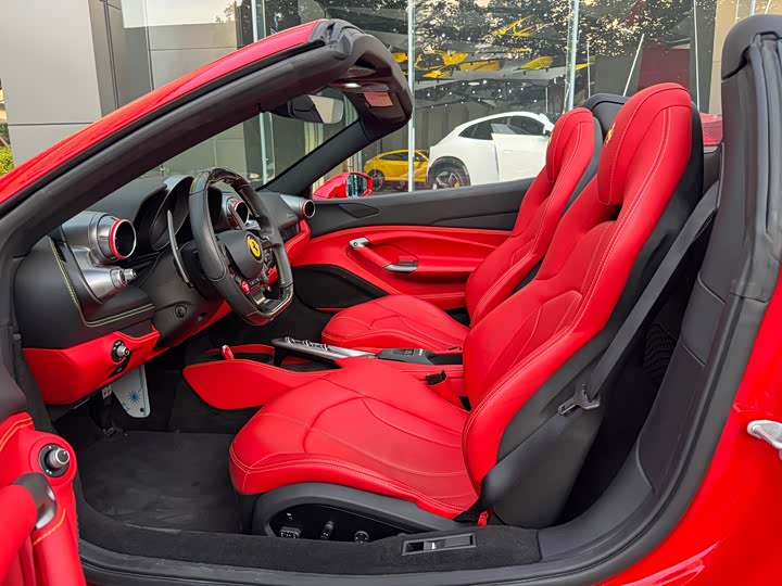Ferrari F8 2020 2020款 Spider 3.9T V8