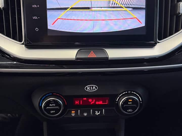 Kia KX1 2021 2021款 1.4L CVT天窗款